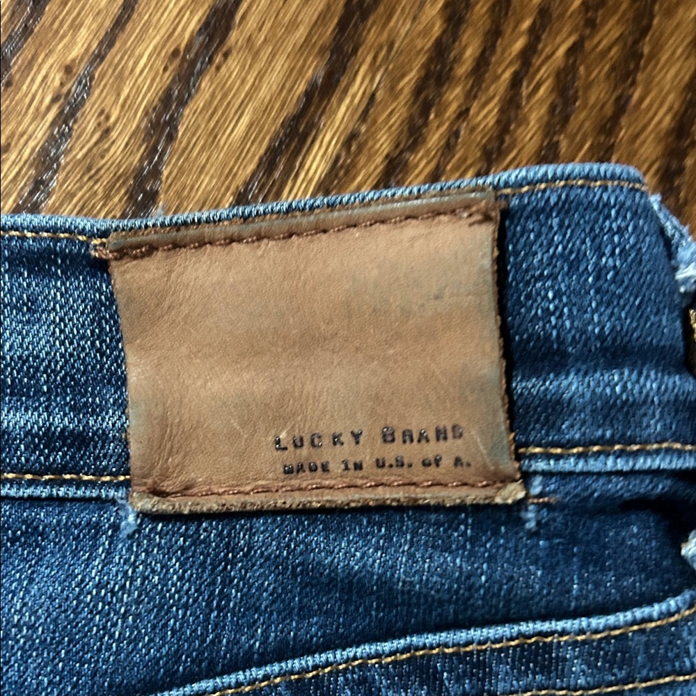 Lucky Brand Women's Dark Blue Skinny Jeans - Picture 7 of 8
